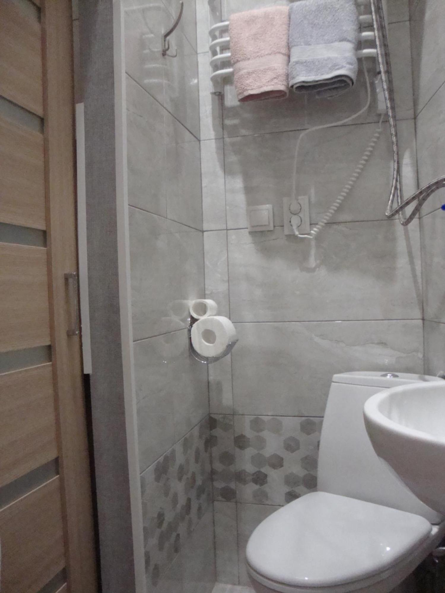 Apartments Near Rynok Square On Staroyevreyska And Fedorova Streets Lviv Room photo